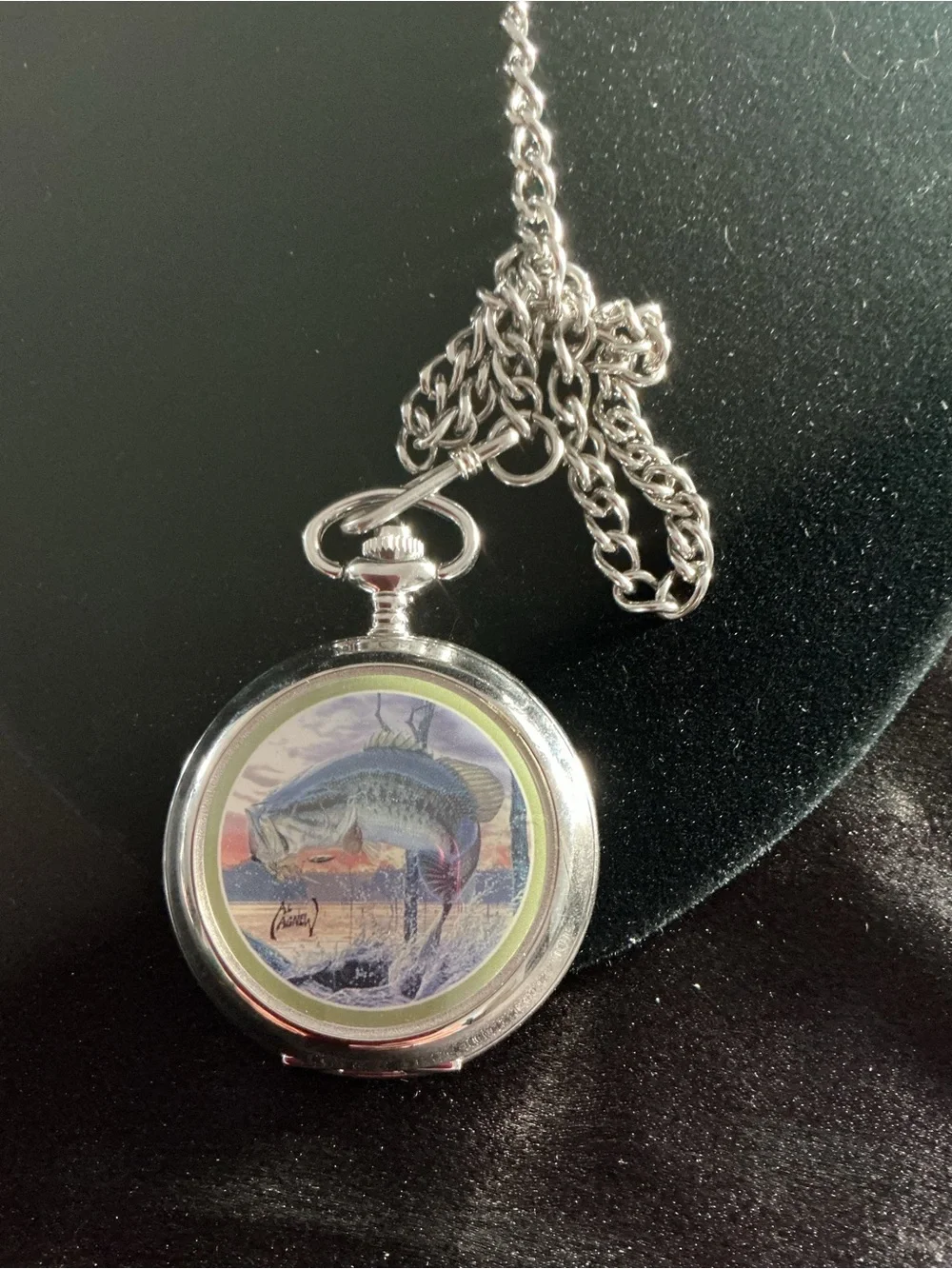 Vintage Avon Majestic Waters Pocket Watch